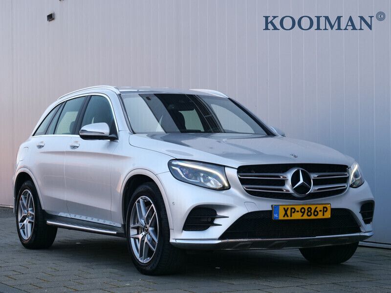 Grijs Gebruikt 2019 Mercedes GLC250 AMG line SUV | € 34.500 (Eerlijke prijs) - Afbeelding 1/4