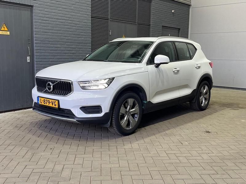 Occasion Volvo XC40 Momentum 191 PK (140 kW) 2018 Wit SUV