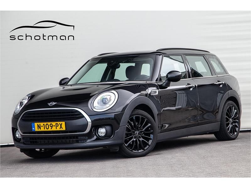 Zwart Gebruikt 2018 Mini One Clubman Chili Stationwagen | € 15.750 (Eerlijke prijs) - Afbeelding 1/4