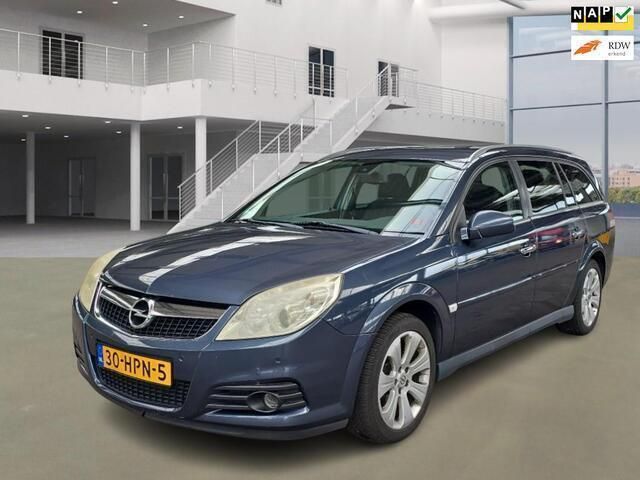 Grijs Gebruikt 2009 Opel Vectra Executive Stationwagen | € 3.495 (Eerlijke prijs) - Afbeelding 1/4