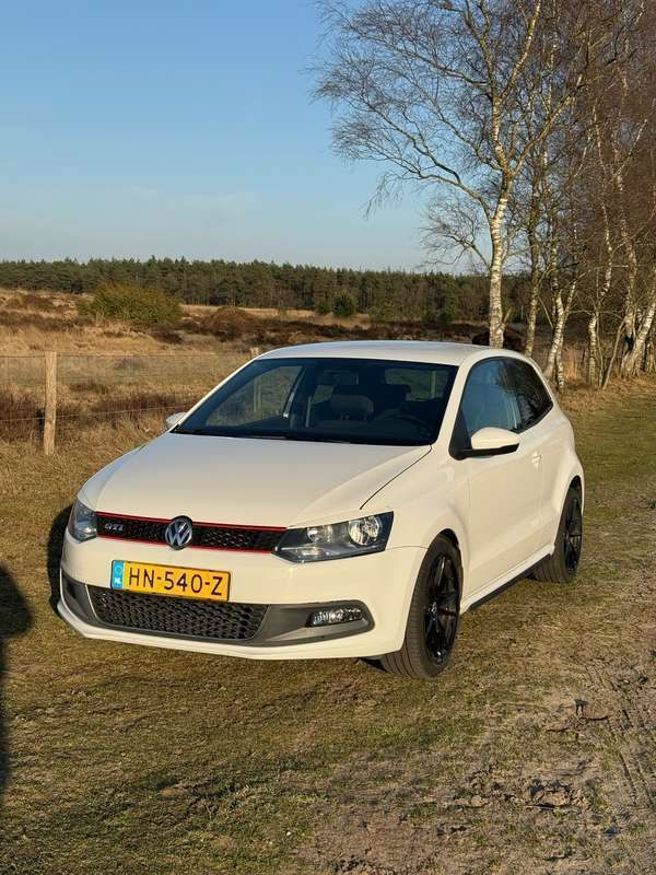 Wit Gebruikt 2011 VW Polo GTI Hatchback | € 7.495 (Goede deal) - Afbeelding 1/4