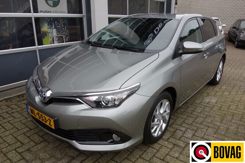 Grijs Gebruikt 2017 Toyota Auris Hybrid Business Edition Hatchback | € 16.245 (Eerlijke prijs) - Afbeelding 1/4
