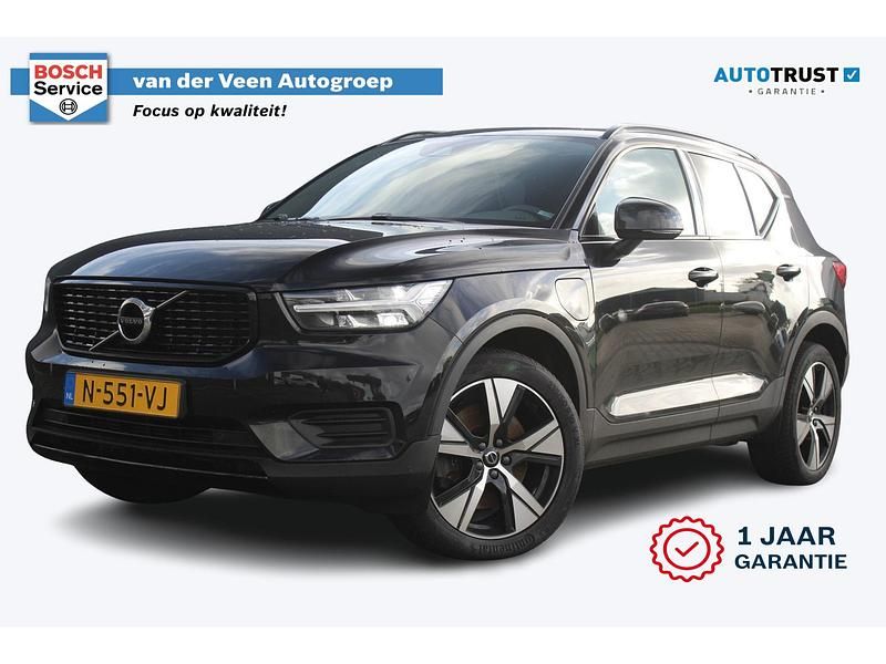 Zwart Occasion 2022 Volvo XC40 R-Design SUV | € 29.495 (Duur) - Afbeelding 1/4