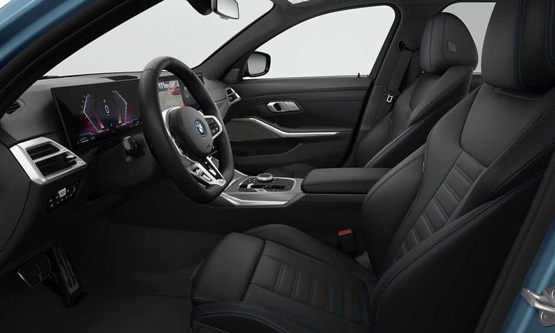 Nieuw BMW 330e Comfort Edition 292 PK (214 kW) 2025 Blauw Stationwagen