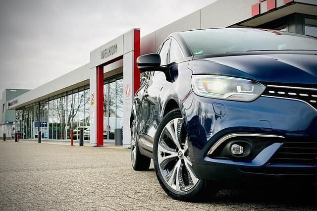 Occasion Renault Scénic IV Intens 140 PK (102 kW) 2018 Blauw MPV
