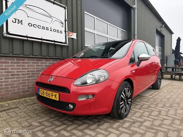 Occasion Fiat Punto Evo Lounge 86 PK (63 kW) 2012 Rood Hatchback