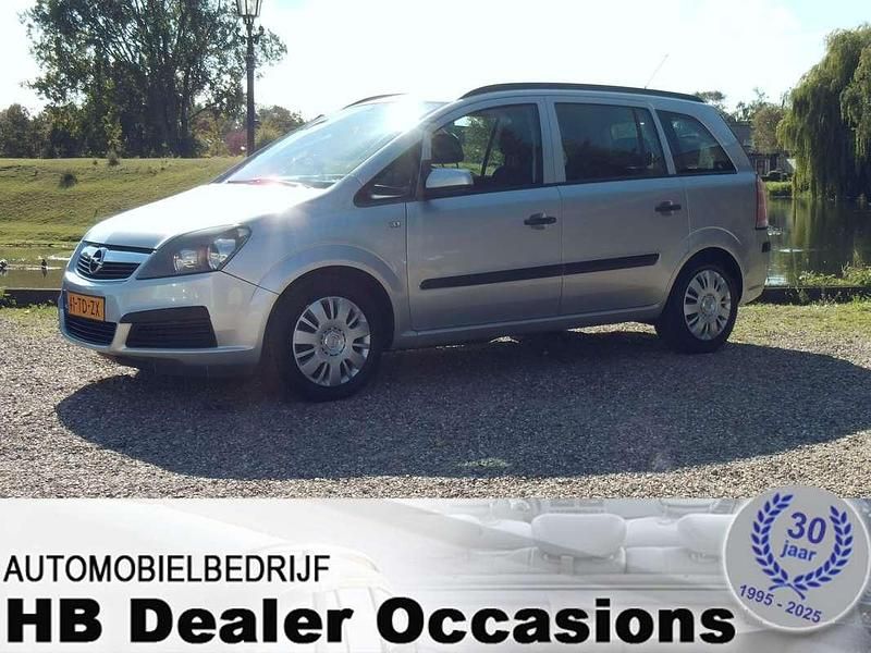 Grijs Gebruikt 2006 Opel Zafira Business MPV | € 1.999 (Eerlijke prijs) - Afbeelding 1/4