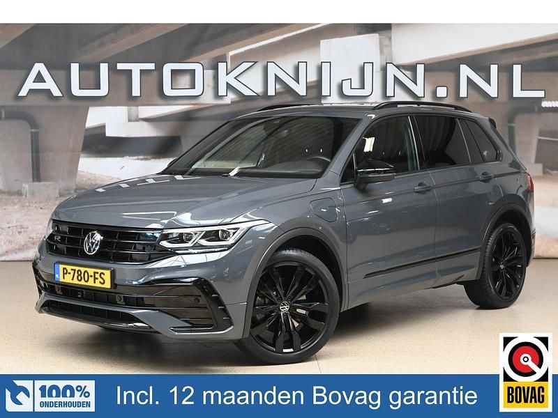 Grijs Gebruikt 2022 VW Tiguan Business+ SUV | € 37.495 (Goede deal) - Afbeelding 1/4