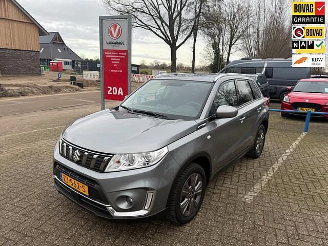 Grijs Occasion 2019 Suzuki Vitara SUV | € 15.750 (Eerlijke prijs) - Afbeelding 1/4