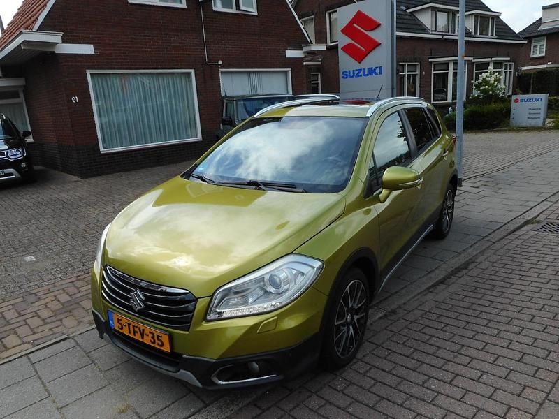 Groen Gebruikt 2014 Suzuki SX4 S-Cross SUV | € 8.950 (Eerlijke prijs) - Afbeelding 1/4