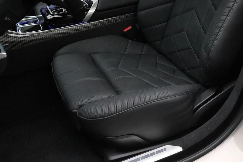 Occasion BMW M760e M Sport 313 PK (230 kW) 2025 Grijs Sedan