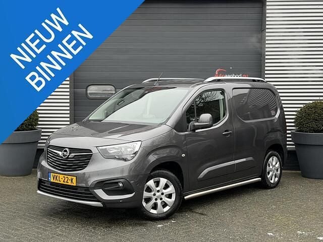 Grijs Occasion 2021 Opel Combo Edition Van | € 14.890 (Goede deal) - Afbeelding 1/4