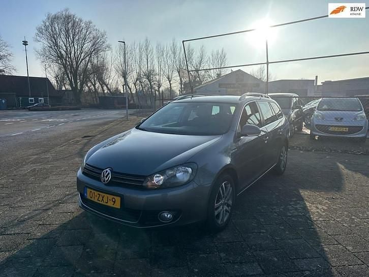 Grijs Occasion 2013 VW Golf VII Stationwagen | € 2.999 (Goede deal) - Afbeelding 1/4