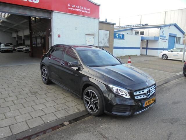 Occasion Mercedes GLA180 Business 122 PK (89 kW) 2020 Zwart SUV