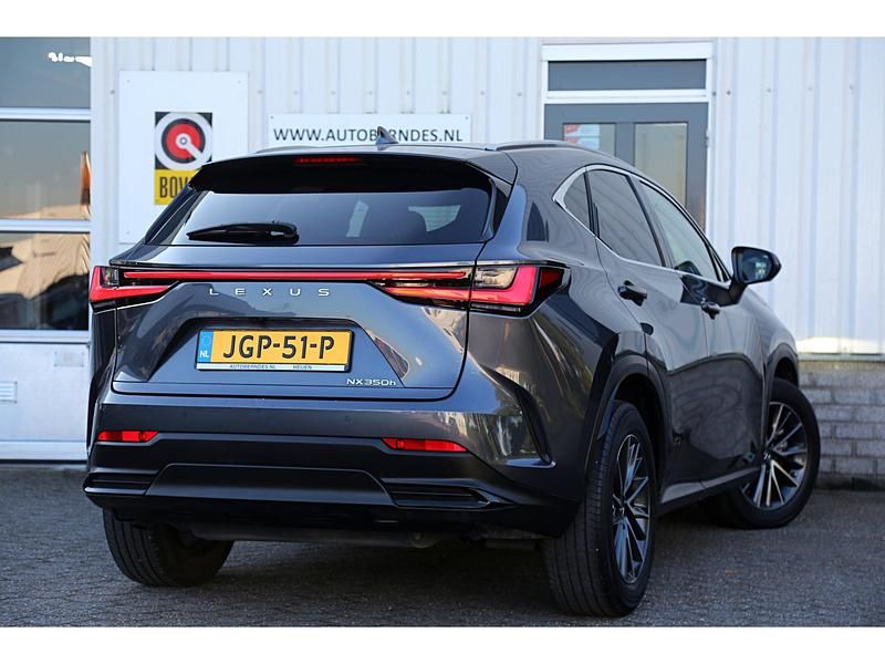 Occasion Lexus NX350h 242 PK (177 kW) 2022 Grijs SUV