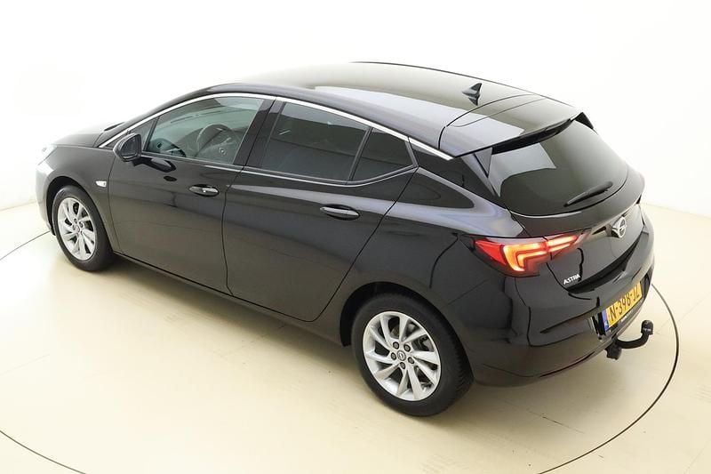 Occasion Opel Astra Business Elegance 131 PK (96 kW) 2021 Zwart Hatchback
