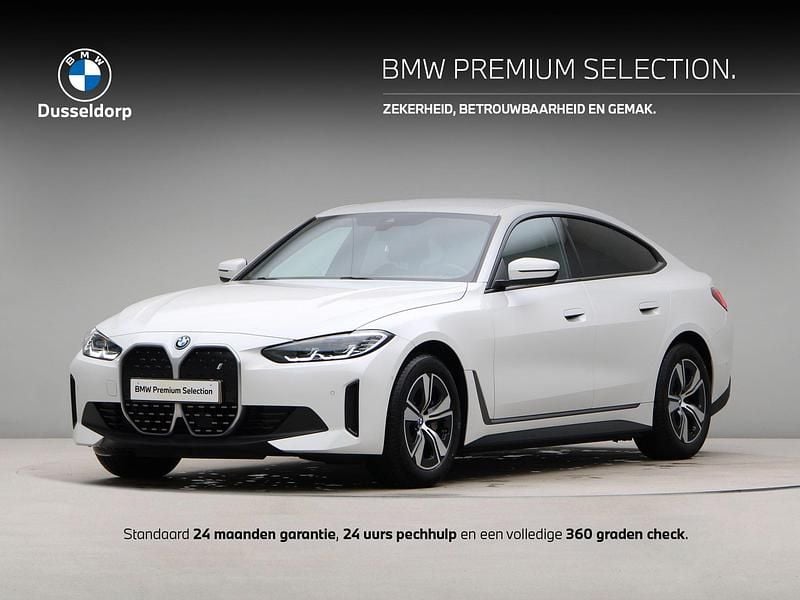 Wit Occasion 2023 BMW i4 Sedan | € 38.500 (Eerlijke prijs) - Afbeelding 1/4