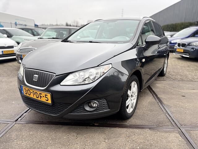 Grijs (metallic) Occasion 2011 Seat Ibiza ST Style Stationwagen | € 1.750 (Goede deal) - Afbeelding 1/4