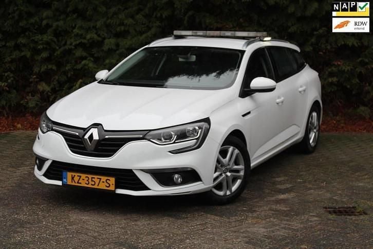 Gebruikt 2017 Renault Mégane IV Zen Stationwagen | € 6.950 (Super prijs) - Afbeelding 1/4