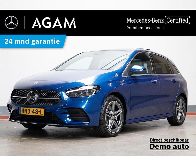 Blauw Occasion 2025 Mercedes B250e AMG line MPV | € 42.950 (Super prijs) - Afbeelding 1/4