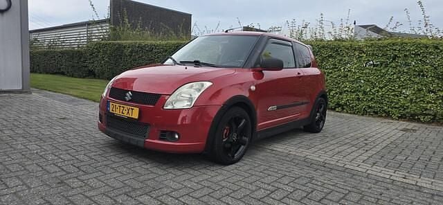 Rood Gebruikt 2007 Suzuki Swift Exclusive Hatchback | € 2.799 (Eerlijke prijs) - Afbeelding 1/4