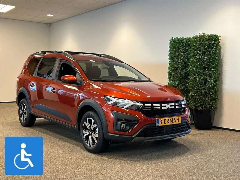 Rood Gebruikt 2024 Dacia Jogger | € 39.950 - Afbeelding 1/3