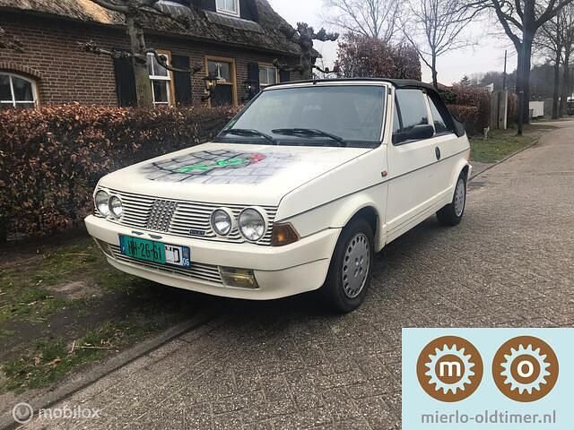 Wit Gebruikt 1986 Fiat Ritmo S Cabriolet | € 5.250 - Afbeelding 1/4