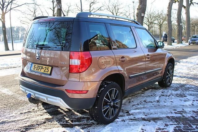 Occasion Skoda Yeti Outdoor Adventure 122 PK (89 kW) 2015 Oranje SUV