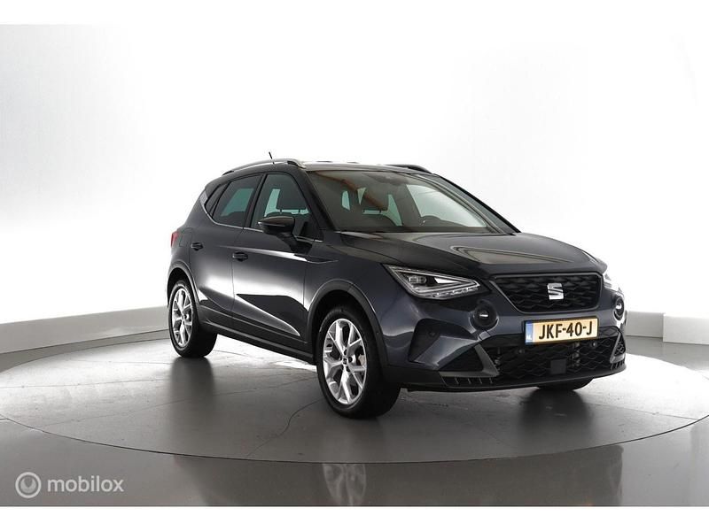 Occasion Seat Arona Business 116 PK (85 kW) 2024 Grijs SUV