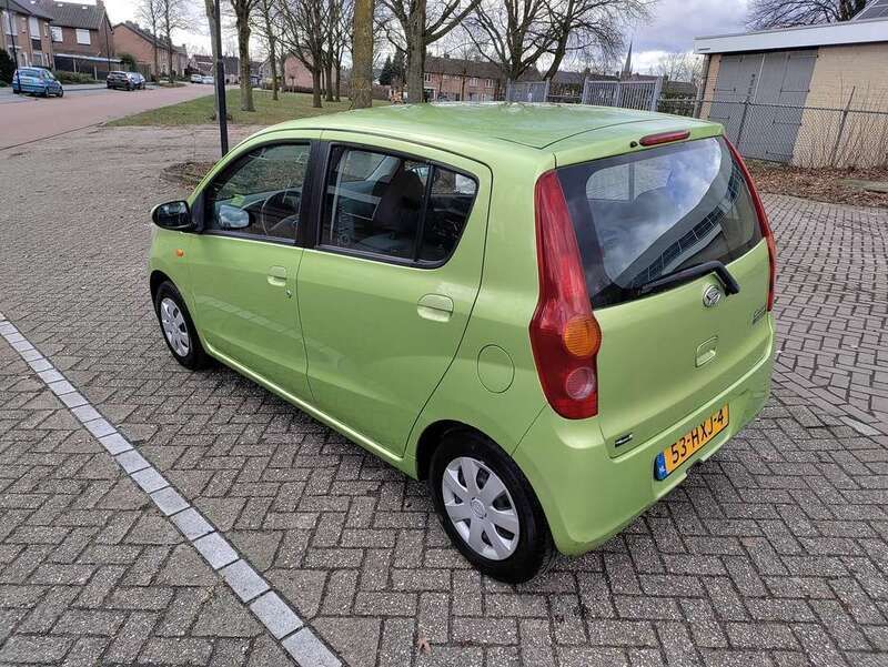 Groen Gebruikt 2009 Daihatsu Cuore Hatchback | € 1.500 (Eerlijke prijs) - Afbeelding 1/4