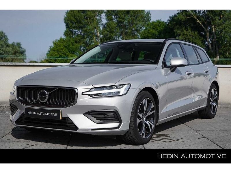 Zilver Gebruikt 2024 Volvo V60 Stationwagen | € 44.995 (Iets duurder) - Afbeelding 1/4