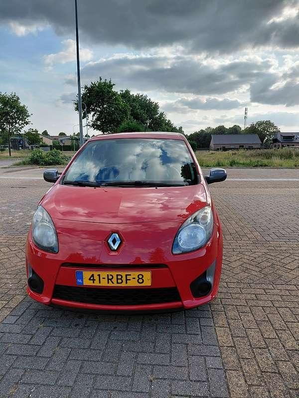 Rood Occasion 2011 Renault Twingo Collection Hatchback | € 2.595 (Eerlijke prijs) - Afbeelding 1/4