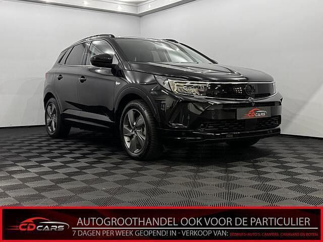 Zwart Gebruikt 2023 Opel Grandland X Ultimate SUV | € 27.950 (Eerlijke prijs) - Afbeelding 1/4