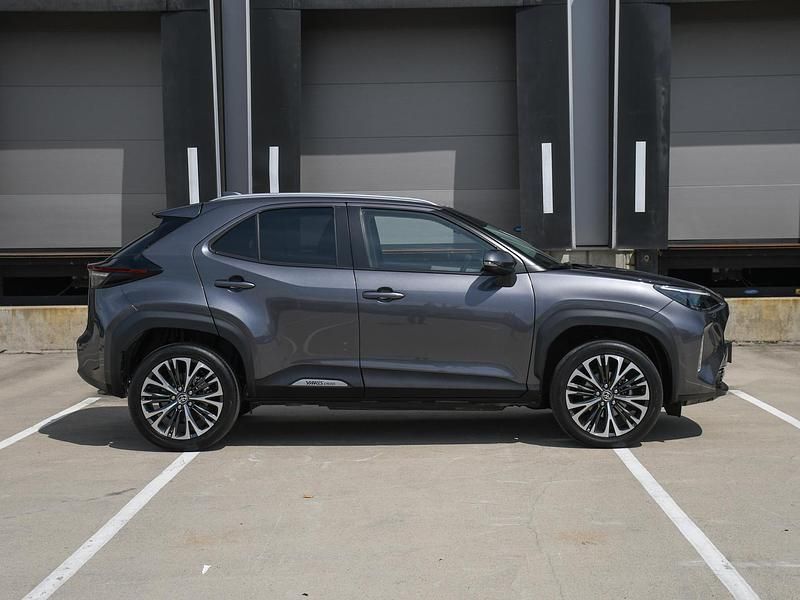 Occasion Toyota Yaris Cross Executive 116 PK (85 kW) 2022 Grijs SUV