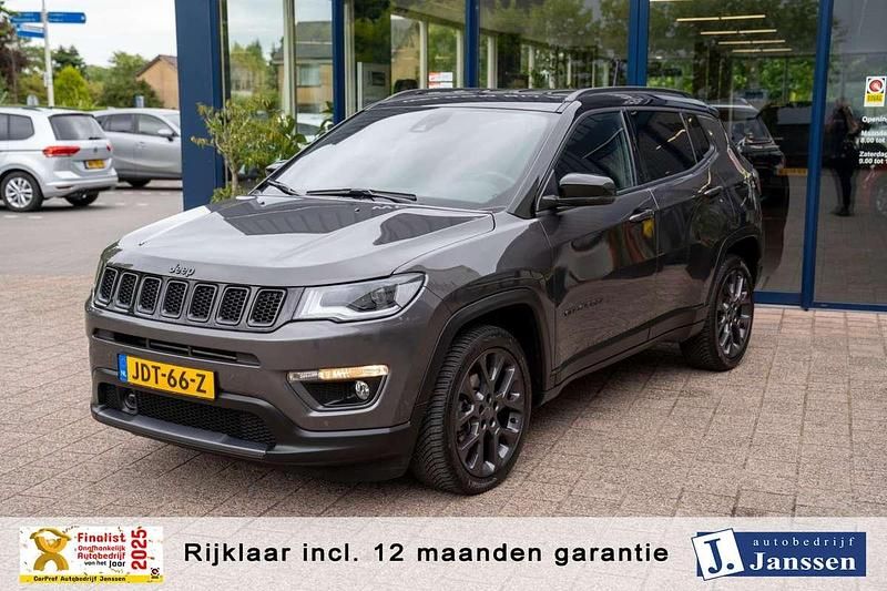 Grijs Gebruikt 2021 Jeep Compass Limited SUV | € 24.940 (Eerlijke prijs) - Afbeelding 1/3