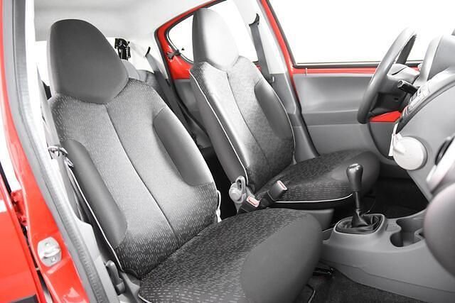 Occasion Peugeot 107 68 PK (50 kW) 2011 Rood Hatchback