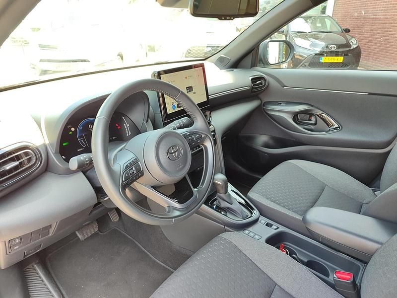 Occasion Toyota Yaris Cross Edition 116 PK (85 kW) 2024 Grijs SUV