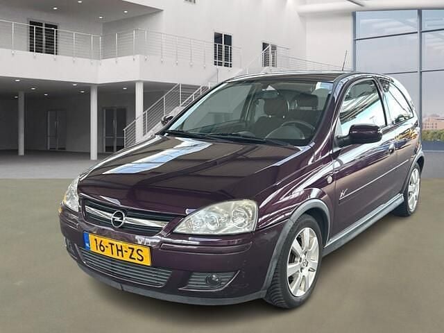 Paars Gebruikt 2006 Opel Corsa Hatchback | € 1.495 (Goede deal) - Afbeelding 1/4