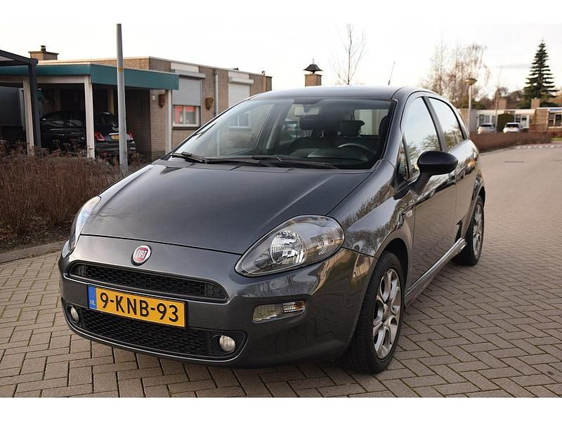 Occasion Fiat Punto Easy 86 PK (63 kW) 2013 Grijs Hatchback