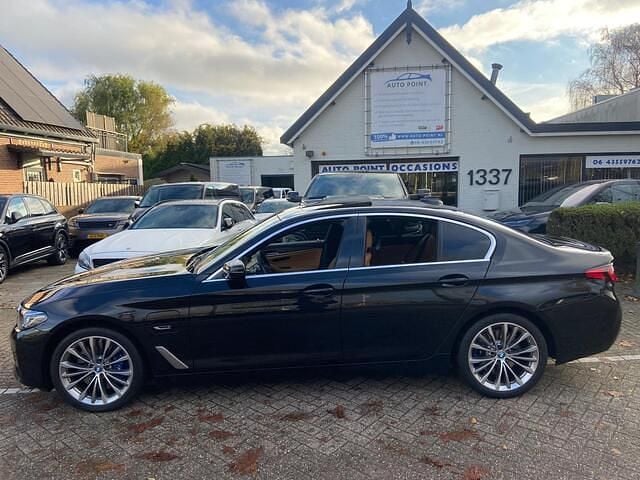 Occasion BMW 545e Luxury Line 286 PK (210 kW) 2023 Zwart Sedan