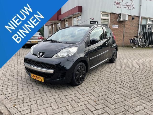 Zwart Gebruikt 2009 Peugeot 107 Hatchback | € 1.850 (Duur) - Afbeelding 1/4