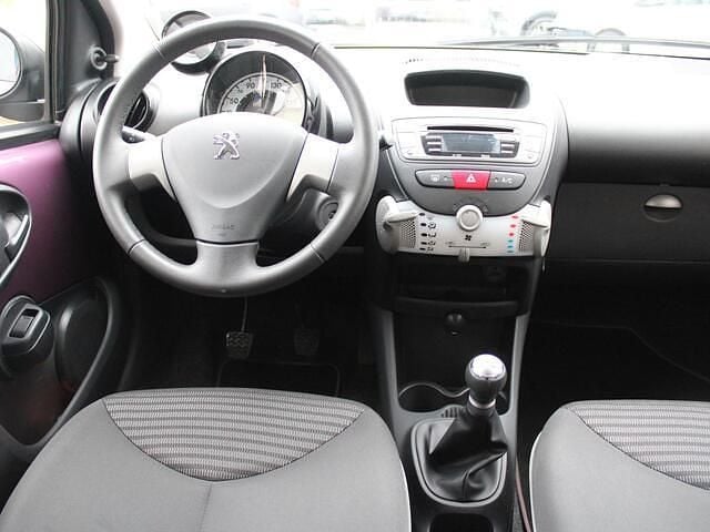 Occasion Peugeot 107 Envy 68 PK (50 kW) 2014 Paars Hatchback