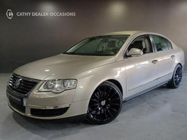 Beige Gebruikt 2006 VW Passat Comfortline Sedan | € 4.450 (Iets duurder) - Afbeelding 1/4