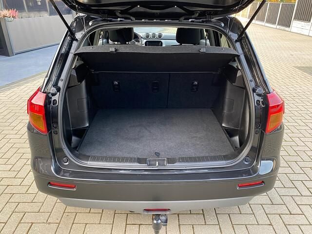 Occasion Suzuki Vitara Exclusive 120 PK (88 kW) 2017 Zwart (metallic) SUV