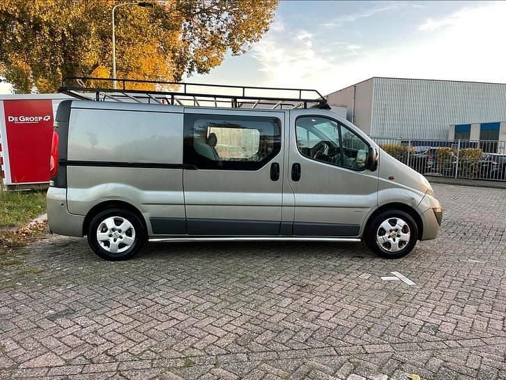 Gebruikt 2009 Opel Vivaro MPV | € 4.000 (Eerlijke prijs) - Afbeelding 1/4
