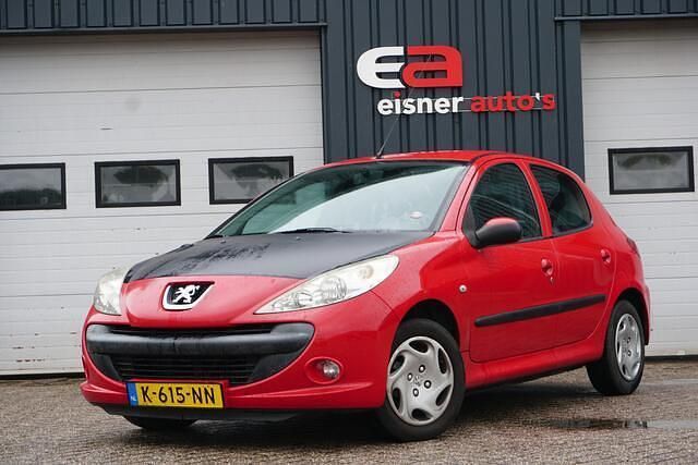 Rood Gebruikt 2009 Peugeot 206+ Hatchback | € 1.499 (Goede deal) - Afbeelding 1/4