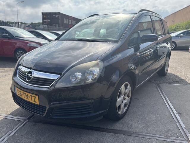 Zwart Gebruikt 2006 Opel Zafira Enjoy MPV | € 1.650 (Eerlijke prijs) - Afbeelding 1/4