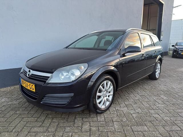 Zwart Gebruikt 2006 Opel Astra Cosmo Stationwagen | € 699 (Eerlijke prijs) - Afbeelding 1/4