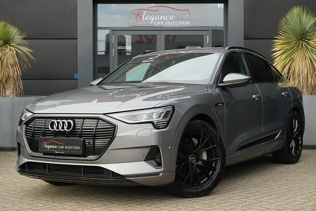Occasion Audi e-tron Sportback Advanced 300 kW (408 PK) 2022 Grijs (metallic) SUV