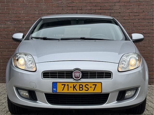 Occasion Fiat Bravo Dynamic 120 PK (88 kW) 2009 Grijs Hatchback
